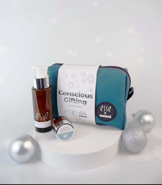 Esse festive set, gratis ved kjøp av Esse produkt for over 1500kr